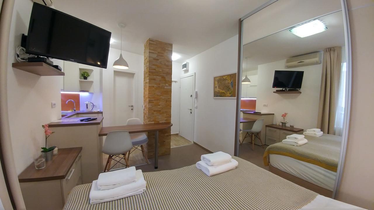 Dafni Apartment Белград Екстериор снимка